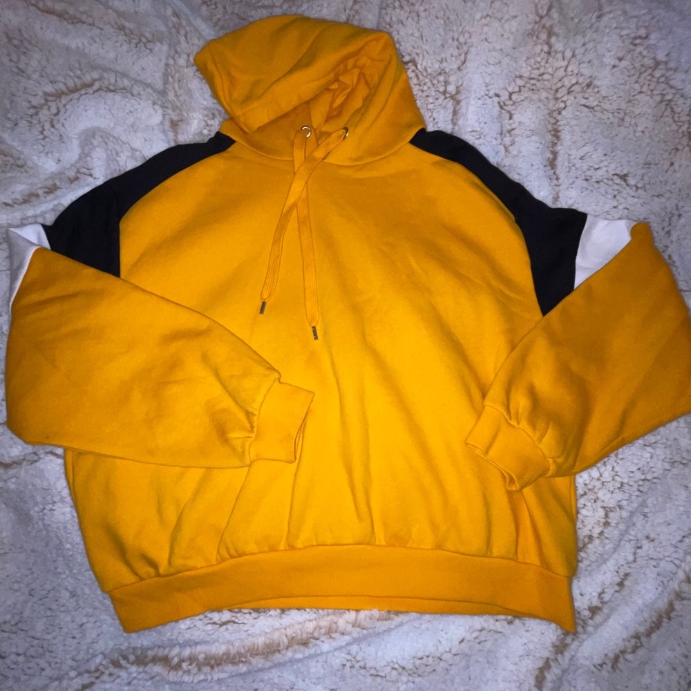 Size X-Large Yellow Hoodie